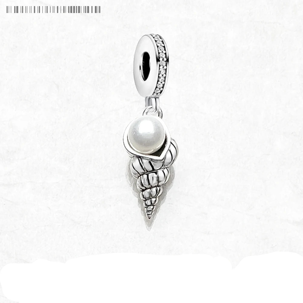 Sterling silver shell pendant with freshwater pearl