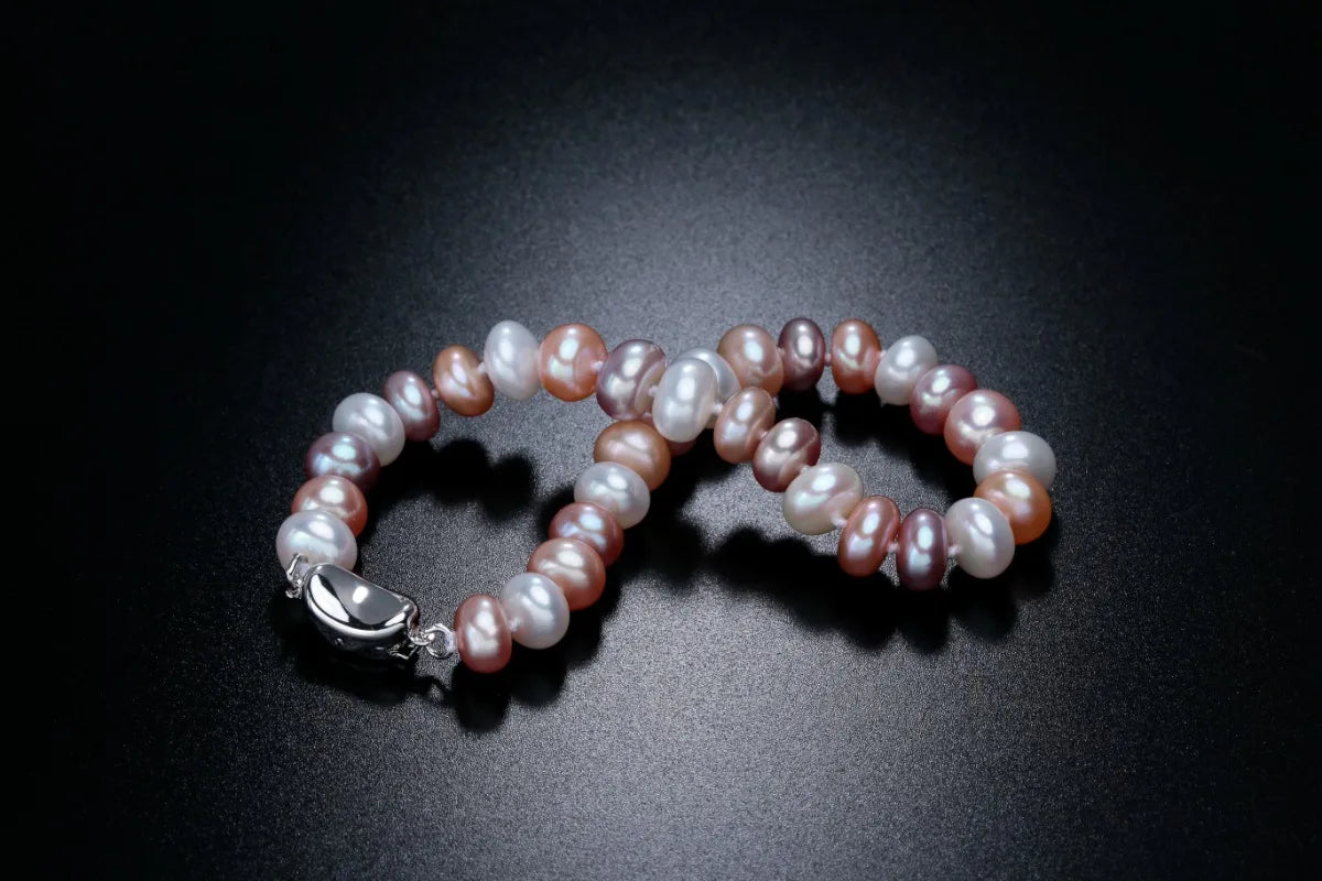 buy pearl bracelet in London, berlin and New York