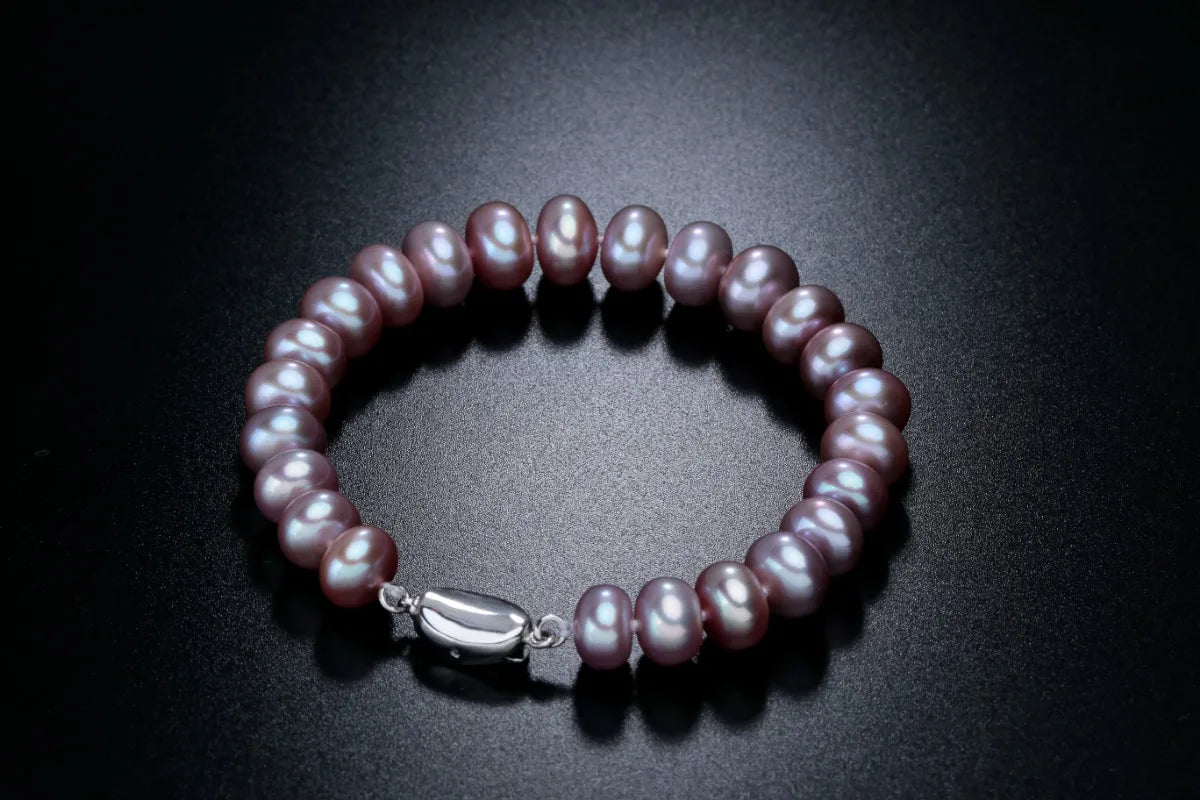 buy pearl bracelet in London, berlin and New York