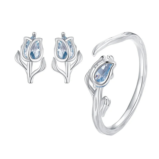 925 Sterling Silver Star Moon Link Ring at true cybele, buy sterling silver jewellery in london, in new york