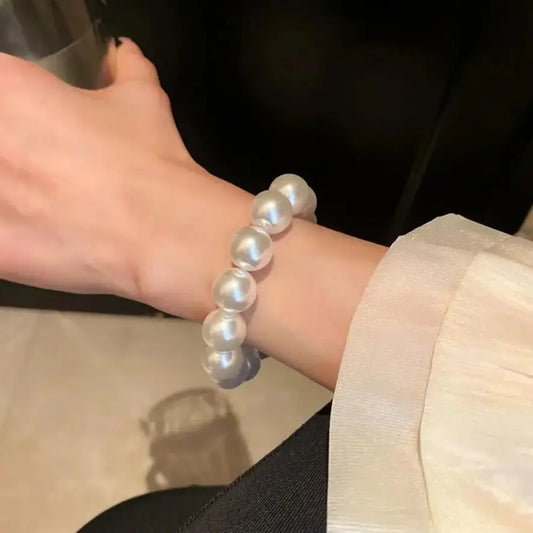Elegant Faux Pearl Bracelet – 1.4cm Statement Beads